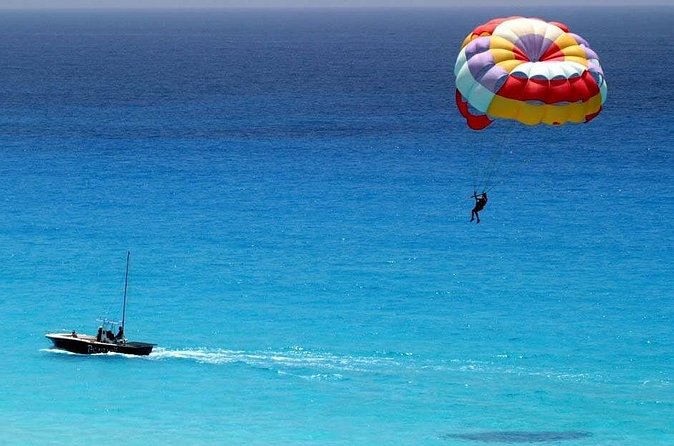 15 minutes Parasailing in Punta Cana - Small-group size and the $120 price
