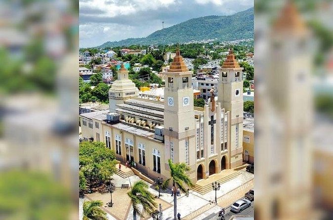 2 hours Taino Bay Walking Tour in Puerto Plata City - Chocolate, coffee, coconut, and sweets