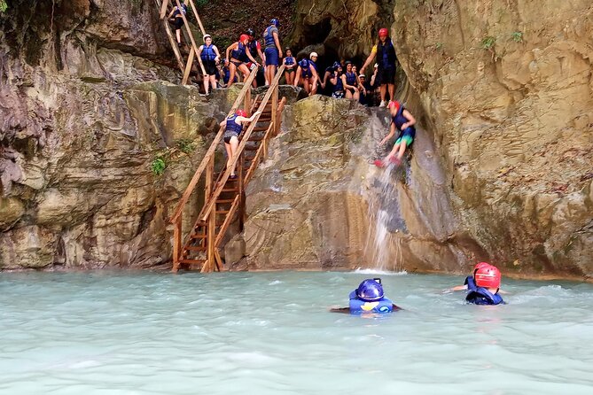 27 waterfalls PUERTO PLATA - How $69 compares with the actual value