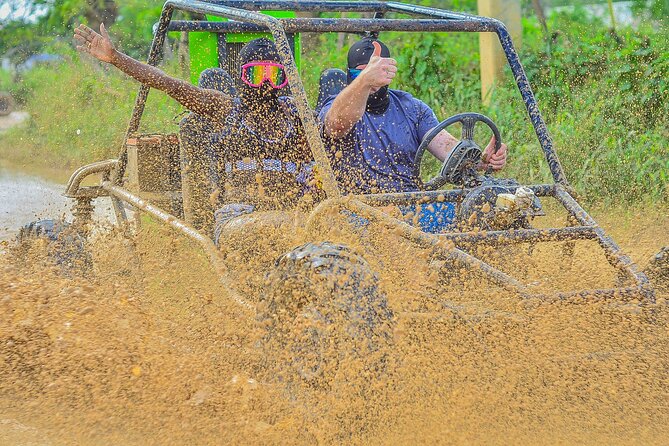 2X1 jhoraji Buggies & Party Boat - The cave jump is the morning’s standout moment