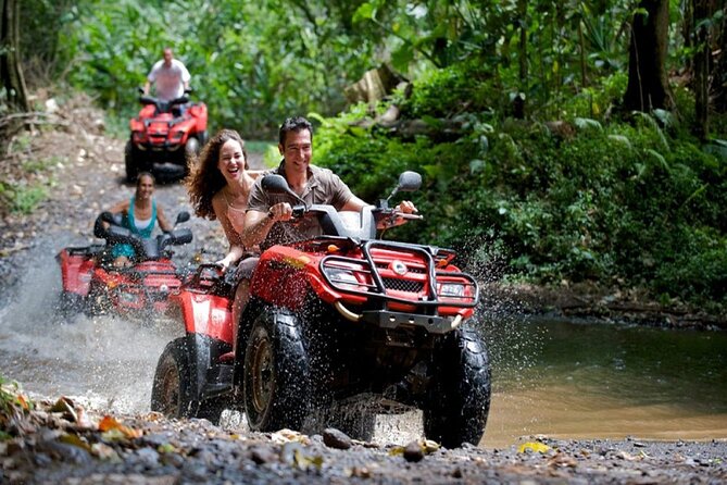 4x4 Adventure Tour, Mountains and Paradise Beaches with Food - Climbing Montaña Redonda by safari truck
