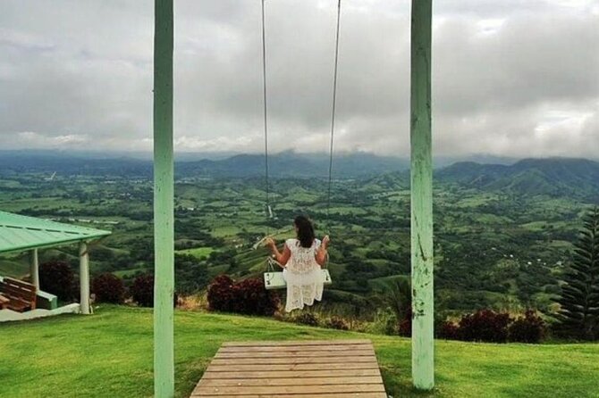 4x4 Adventure Tour, Mountains and Paradise Beaches with Food - Who will enjoy this day most