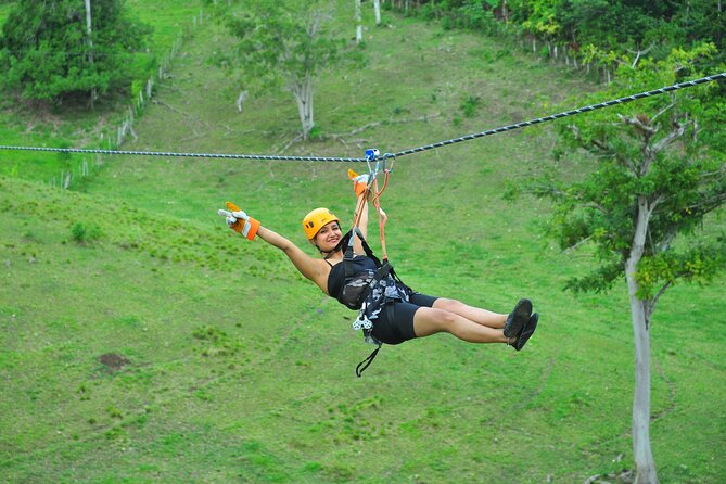 5 tours in 1 (Eco Farm/Horseback/City Tour/Buggy/Zipline) - Morning pickup and the first ride through the countryside