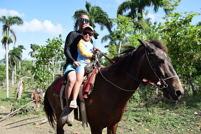 5 tours in 1 (Eco Farm/Horseback/City Tour/Buggy/Zipline) - Dominican lunch beside the Anamuya River