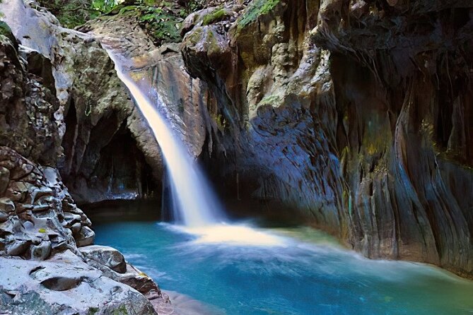 7 Waterfalls of Damajagua Tour Puerto Plata - Why the limestone slides make this different