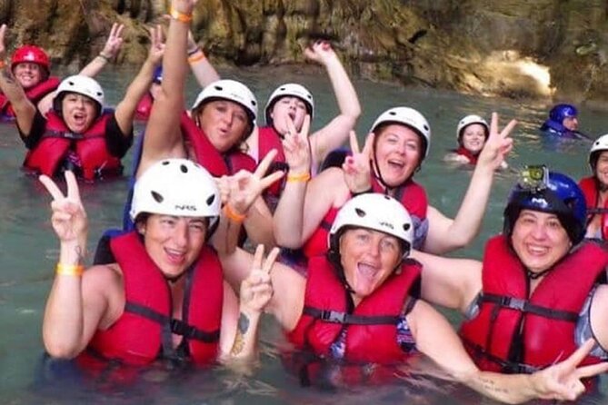 7 Waterfalls of Damajagua Tour Puerto Plata - Private transport does not always mean a private river group