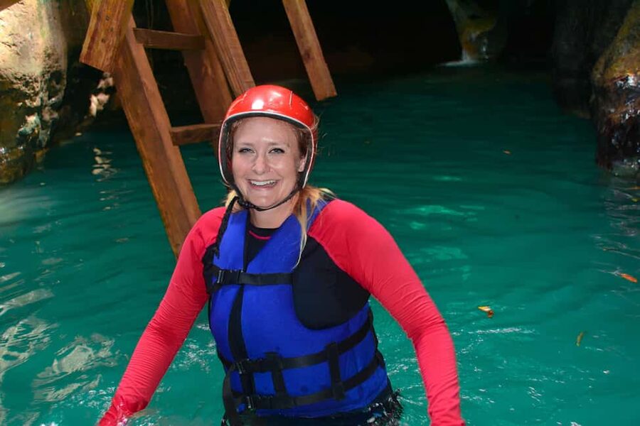7 Waterfalls Tour With Lunch in DR (Taino Bay & Amber Cove) - Who should book this Puerto Plata adventure