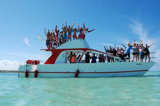 Adventure Combo: Party Boat Cruise & Parasailing - Punta Cana from 200 feet up