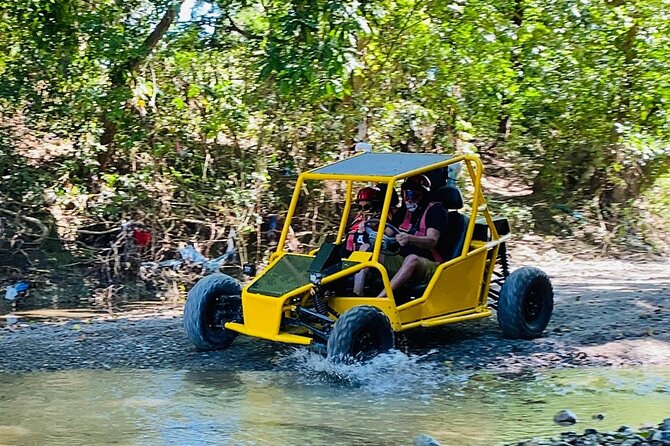 adventure in buggies Puerto Plata - Bergantin Beach: the payoff at the coast