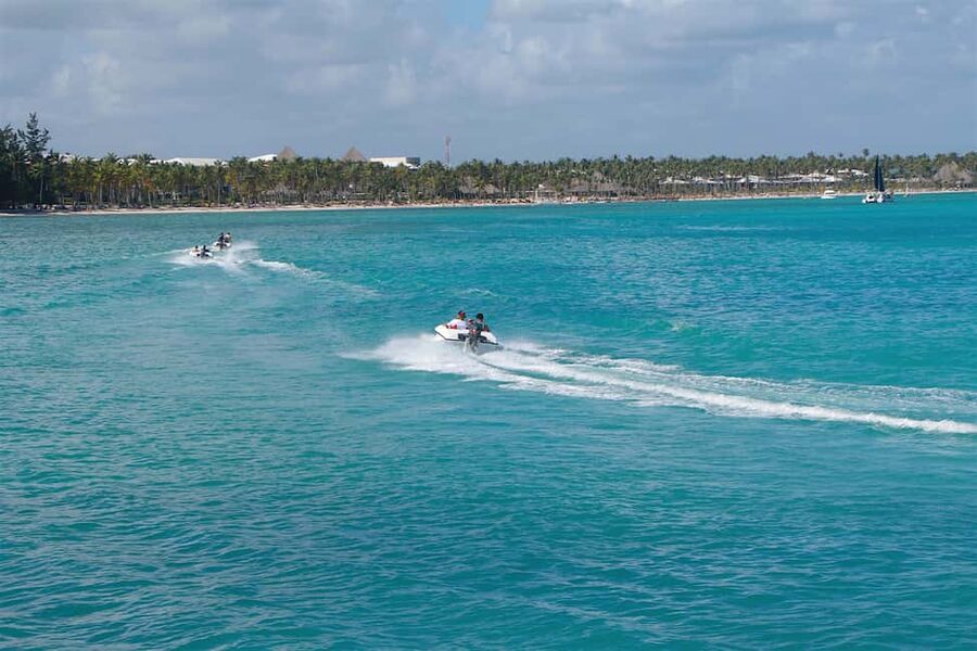 Bávaro: Speed Boat and Snorkeling Trip - Meeting at Cabeza de Toro beach