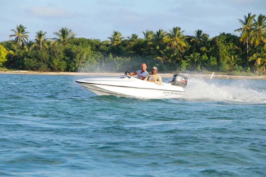 Bávaro: Speed Boat and Snorkeling Trip - What the $70 price really covers