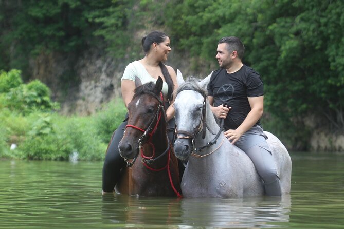 Bayahíbe Horseback Riding & River swimmig - The biggest practical issue is pickup