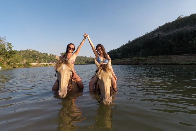Bayahíbe Horseback Riding & River swimmig - What the Chavón River adds