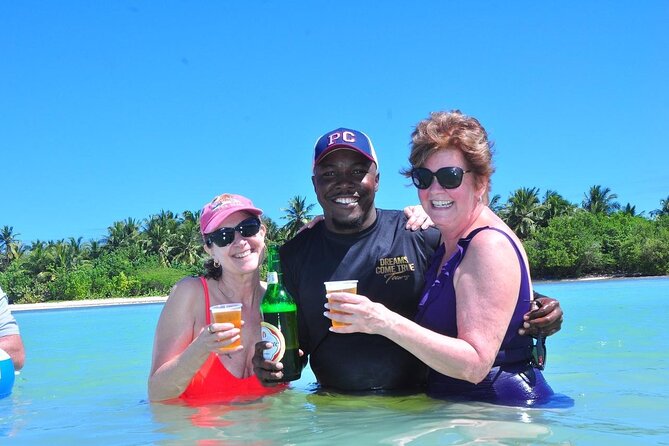 Best Party Boat Adults Only with Open Bar - Hotel pickup and the beach welcome