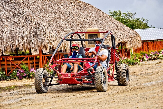 Boogies Adventure, Private Cave, Taino Show - Domitai Park and the Taino presentation