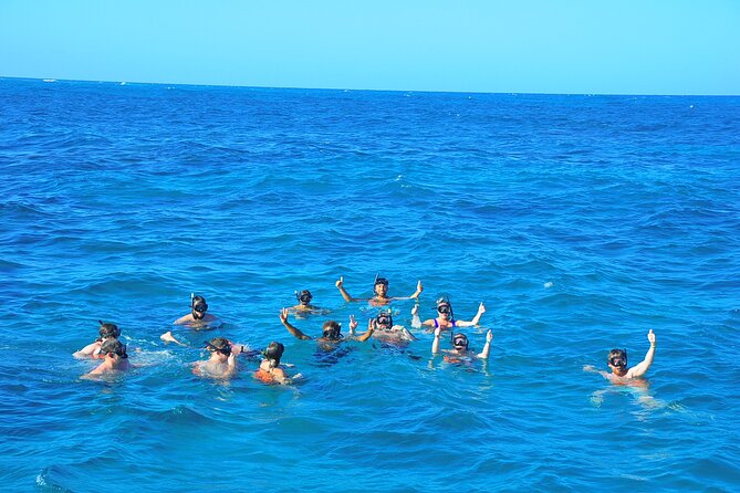 Boots and Booze in Punta Cana, A COUNTRY Party Boat Cruise - Friendly service and the photographer extra
