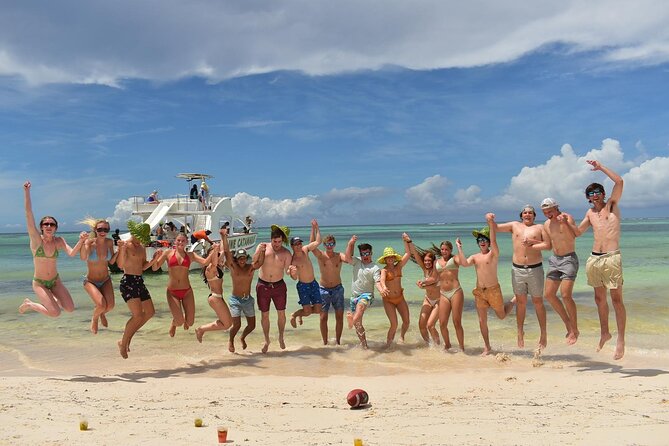 Boots and Booze in Punta Cana, A COUNTRY Party Boat Cruise - The cruise in one half-day sequence