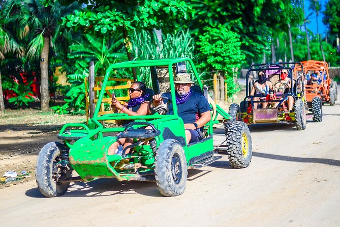 Buggy Adventure to Water Cave and Macoa Beach with Coffee Taste - Coffee, cacao, and mamajuana at a Dominican home