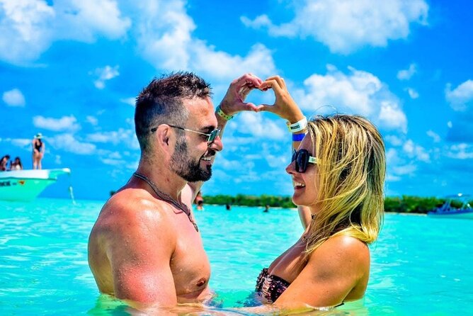 Caribbean Paradise Exclusive Day Trip to Isla Saona - The Natural Pool and its starfish