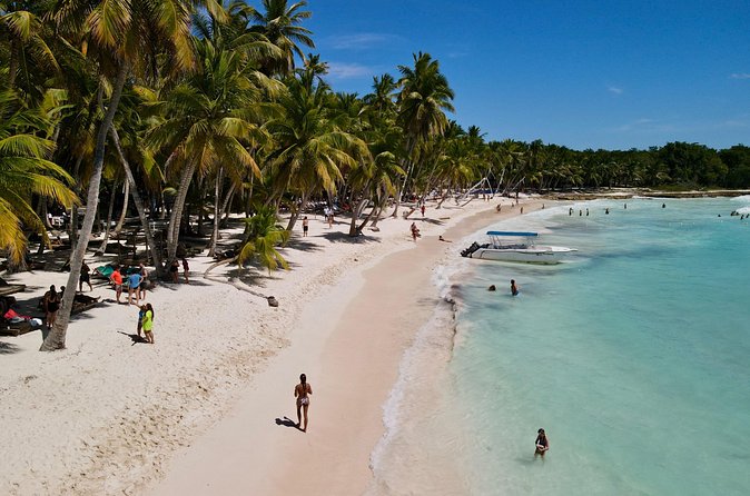 Catalina Sailing Experience in Punta Cana with Food and Drinks - Who should book this sailing trip?