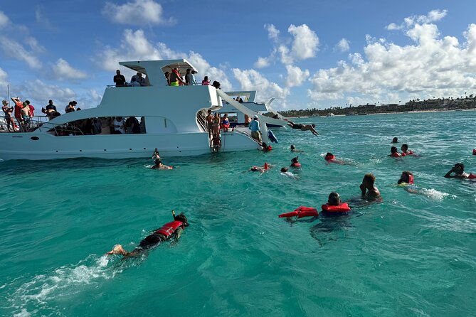 Catamaran Booze Cruise And Snorkeling Punta Cana - Adults Only - Boat comfort, toilets, and group size