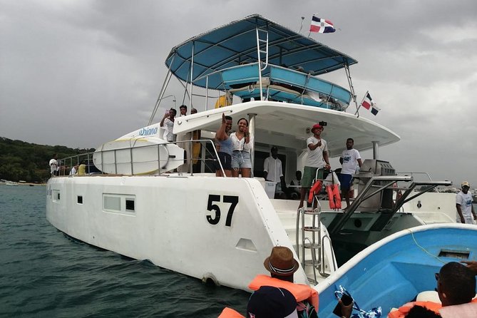 Catamaran Cruise with Snorkeling and lunch on board! - Is $75.90 a fair price?