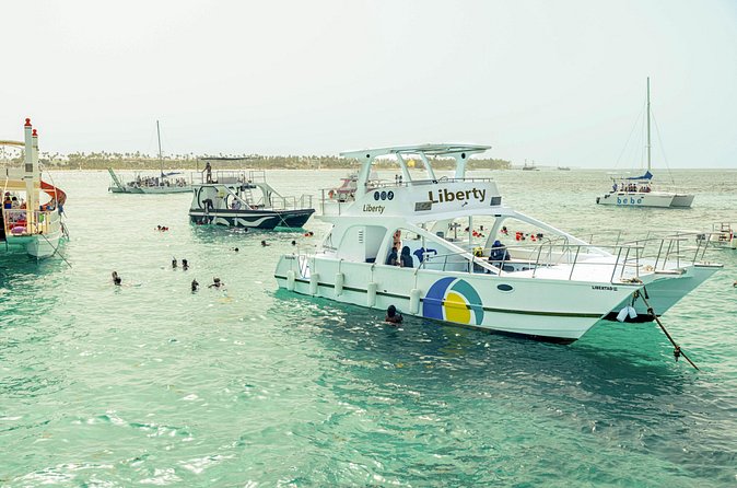 Catamaran Private Group Tour - The Shallow Natural Pool Stop