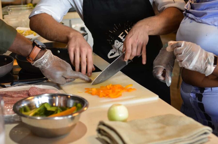 'Chillo al Coco' Cooking Class & Taino Concept store - What the cooking session is like