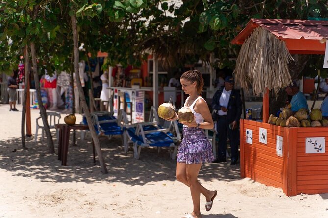 City Tour with Beach and Lunch Included - Meeting at Plaza Turisol and finding your guide