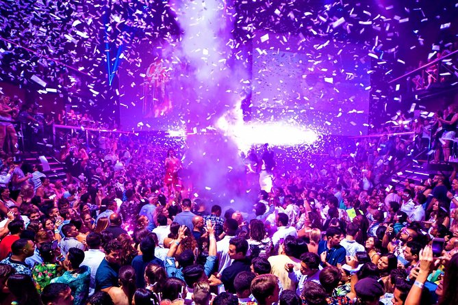 Coco Bongo Disco Show! The Best Punta Cana Party! - Drinks, water, and the value of the package