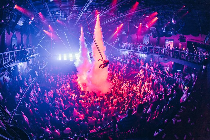 Coco Bongo Night Club Party in Punta Cana - Round Transfer & Entrance Tickets - The 7:00 p.m. start and pickup plan