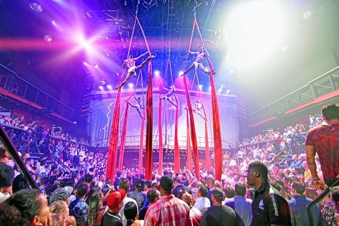 Coco Bongo Premium Open Bar - A Las Vegas show inside a Punta Cana club