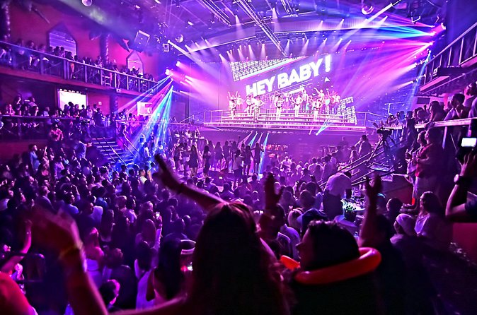 Coco Bongo Premium Open Bar - Who will enjoy this night most