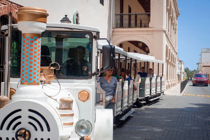 Colonial Zone Train 45 minutes of history and culture in Santo Domingo - Is $25 a fair price?