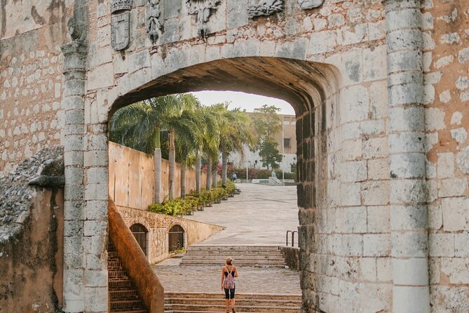 Colonial Zone Train 45 minutes of history and culture in Santo Domingo - What the 45-minute route actually gives you