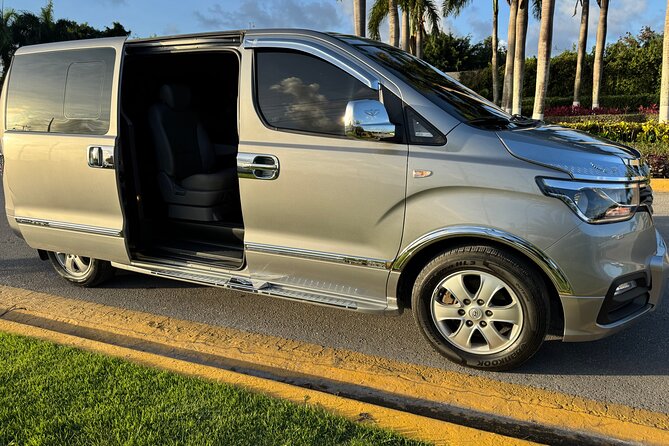 Confortable and privaste transportación from puj Airpot - Booking, changes, and cancellation