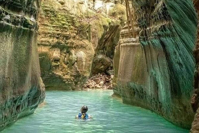 Damajagua experience - What the guides and transport service add