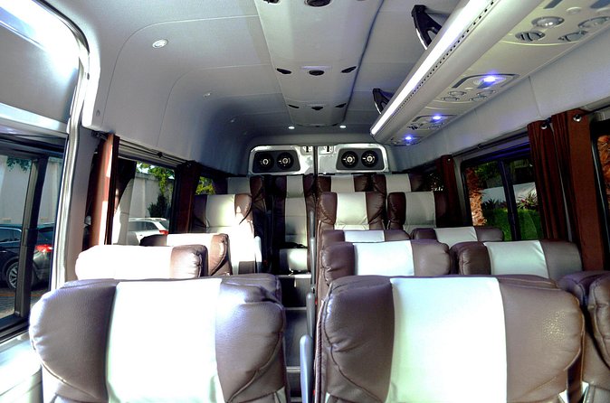 Departure Luxury Transportation: Hotels to Punta Cana International Airport(1-5) - The driver can shape the experience