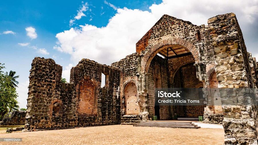 Discover Santo Domingo: A Day Trip from Punta Cana - Ending at the Malecón