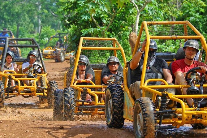 Dune Buggy + Breef Safari, River Cave and Macao Beach - Setting out on the buggy trail