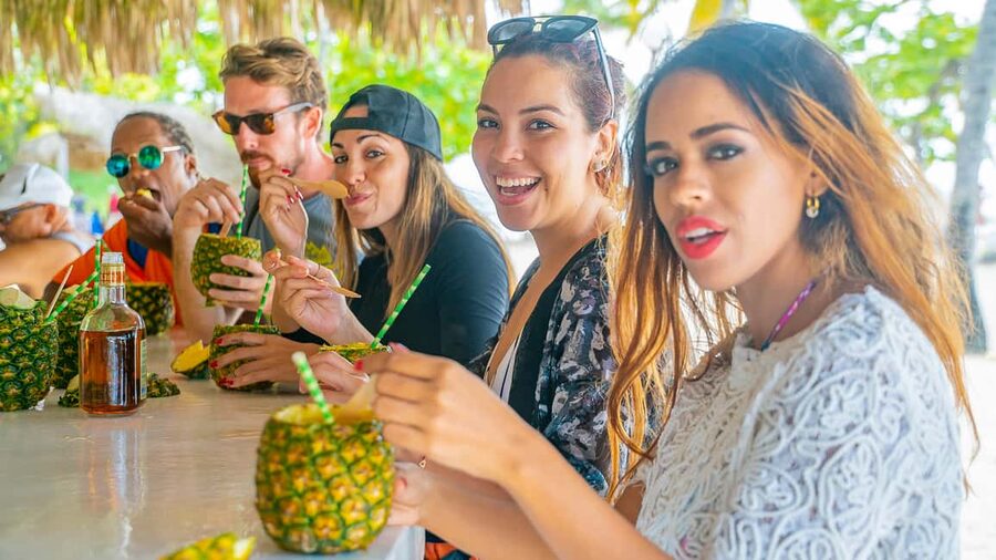 El Limon Waterfall & Bacardi Island Full-Day Adventure - Ranch lunch after the falls