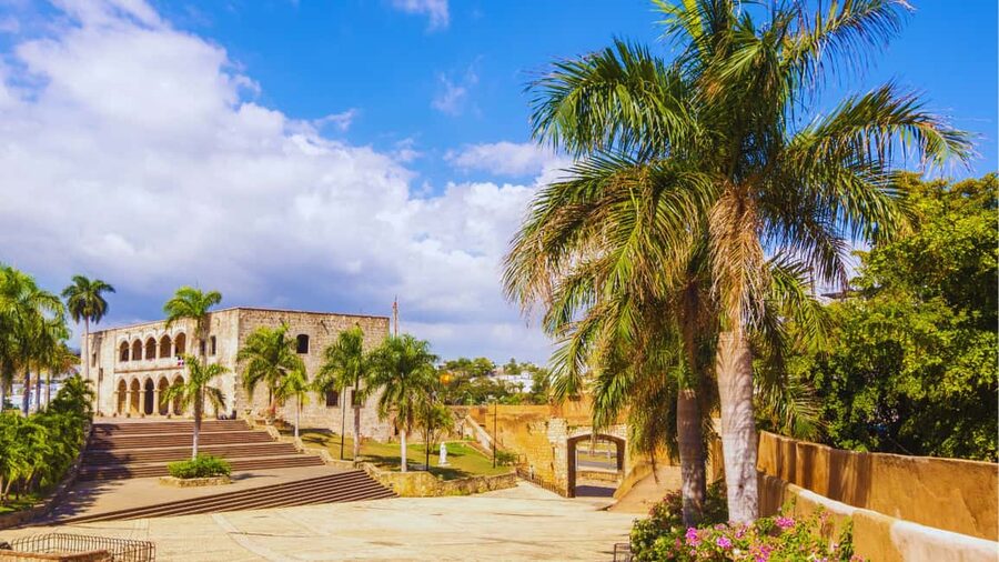 Exclusive VIP Excursion: Santo Domingo from Punta Cana – Private Service - Los Tres Ojos and the underground lakes