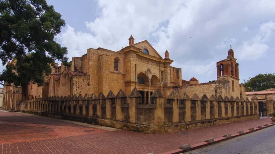 Exclusive VIP Excursion: Santo Domingo from Punta Cana – Private Service - Guides, pace, and the human factor