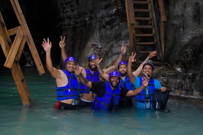Excursion in Damajagua 7 Waterfalls Taino Bay and Amber Cove - From the visitor center to the forest trail