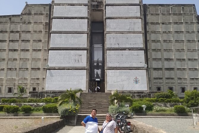 Excursion to the Three Eyes Park and the Colón Lighthouse - The guide can shape the whole visit