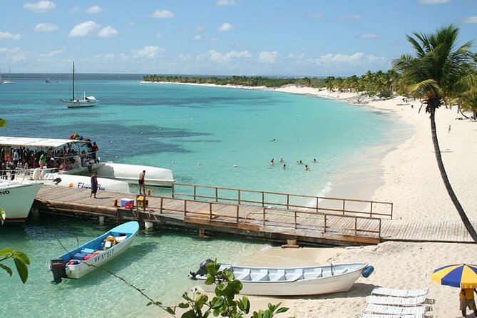 Explore Catalina Island & Snorkeling Adventure from Punta Cana - A boat ride with some uncertainty