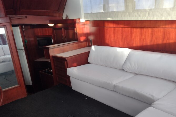 FISHING PRO CHARTERS - Boat Excursion – Mar-Quesa - What the four-hour schedule feels like