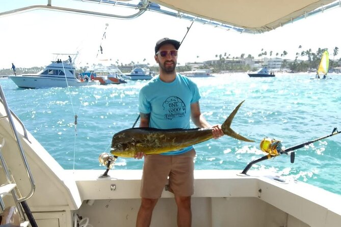 FISHING PRO CHARTERS - Boat Excursion – Mar-Quesa - Drinks, snacks, and what to eat