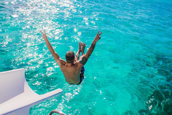 Float & Feast Private Party Cruise with Premium Buffet & Open Bar - What the $1,700 price really means