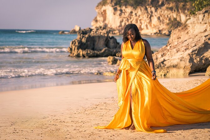 Flying Dress Photoshoot (2 Dresses) – Punta Cana – Photographer - Choosing and wearing the two dresses